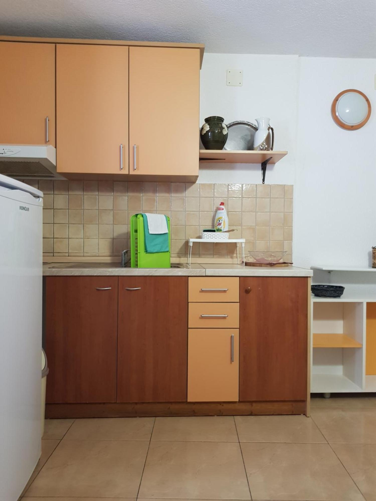 Laguna Apartment
