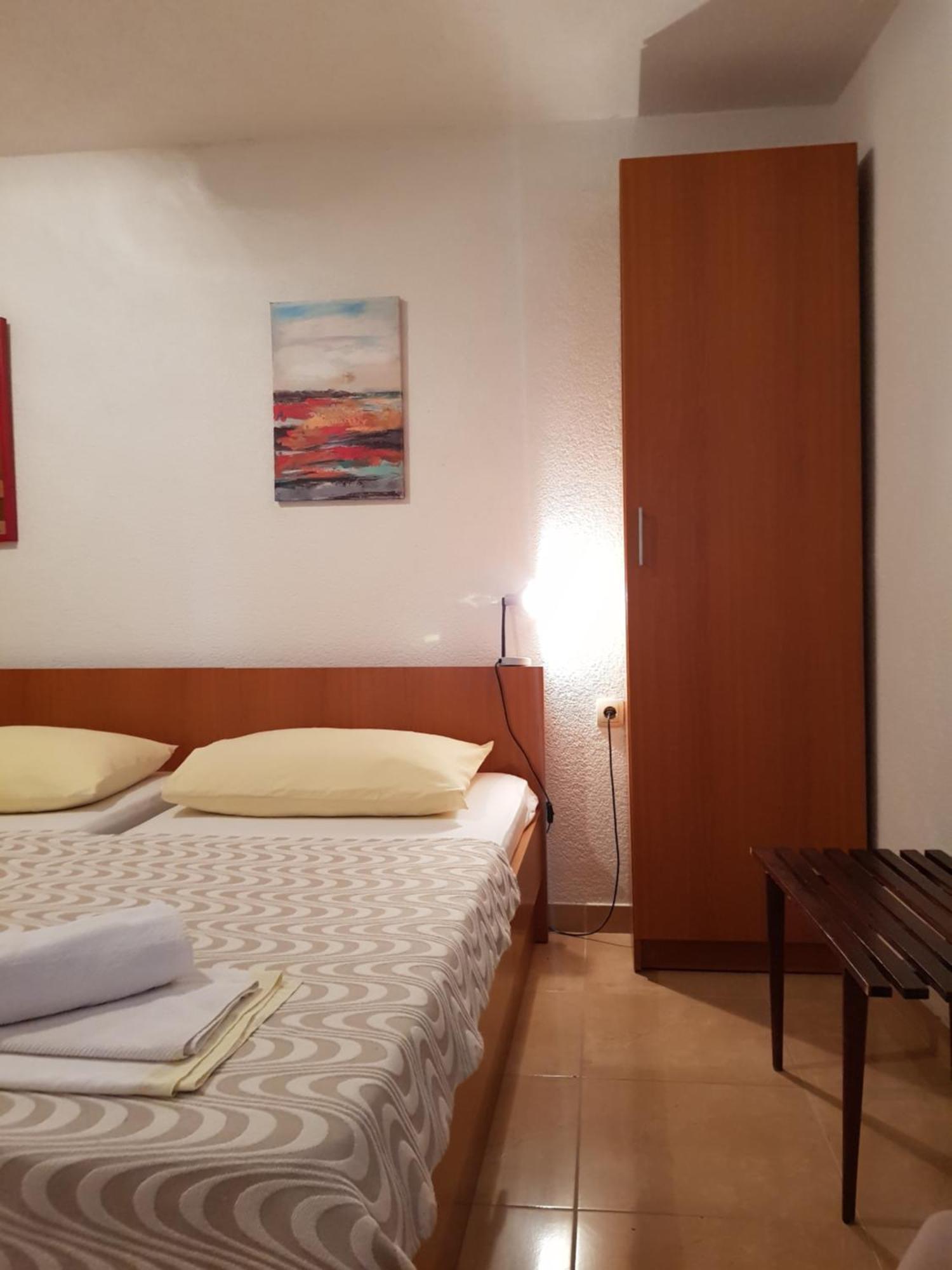 Laguna Apartment