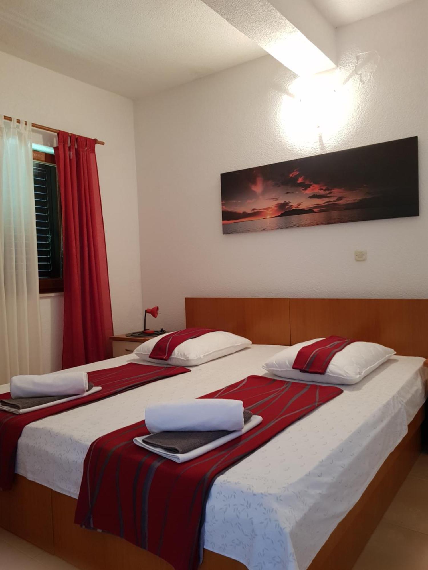 Laguna * Gradac (Split-Dalmatia)